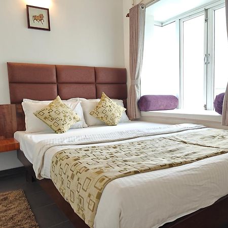 Chandralok Service Apartments Colhapur Exterior foto