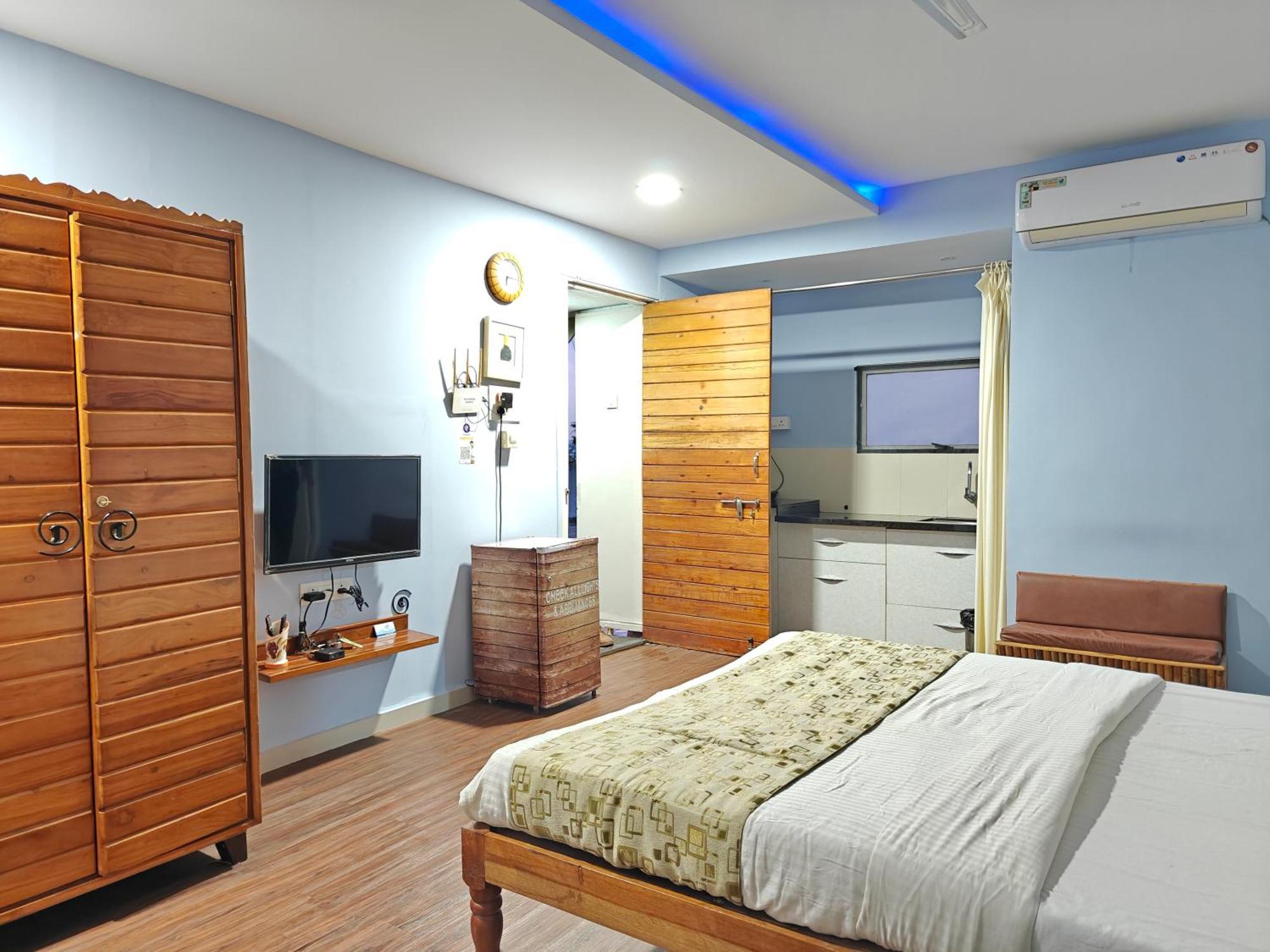 Chandralok Service Apartments Colhapur Exterior foto