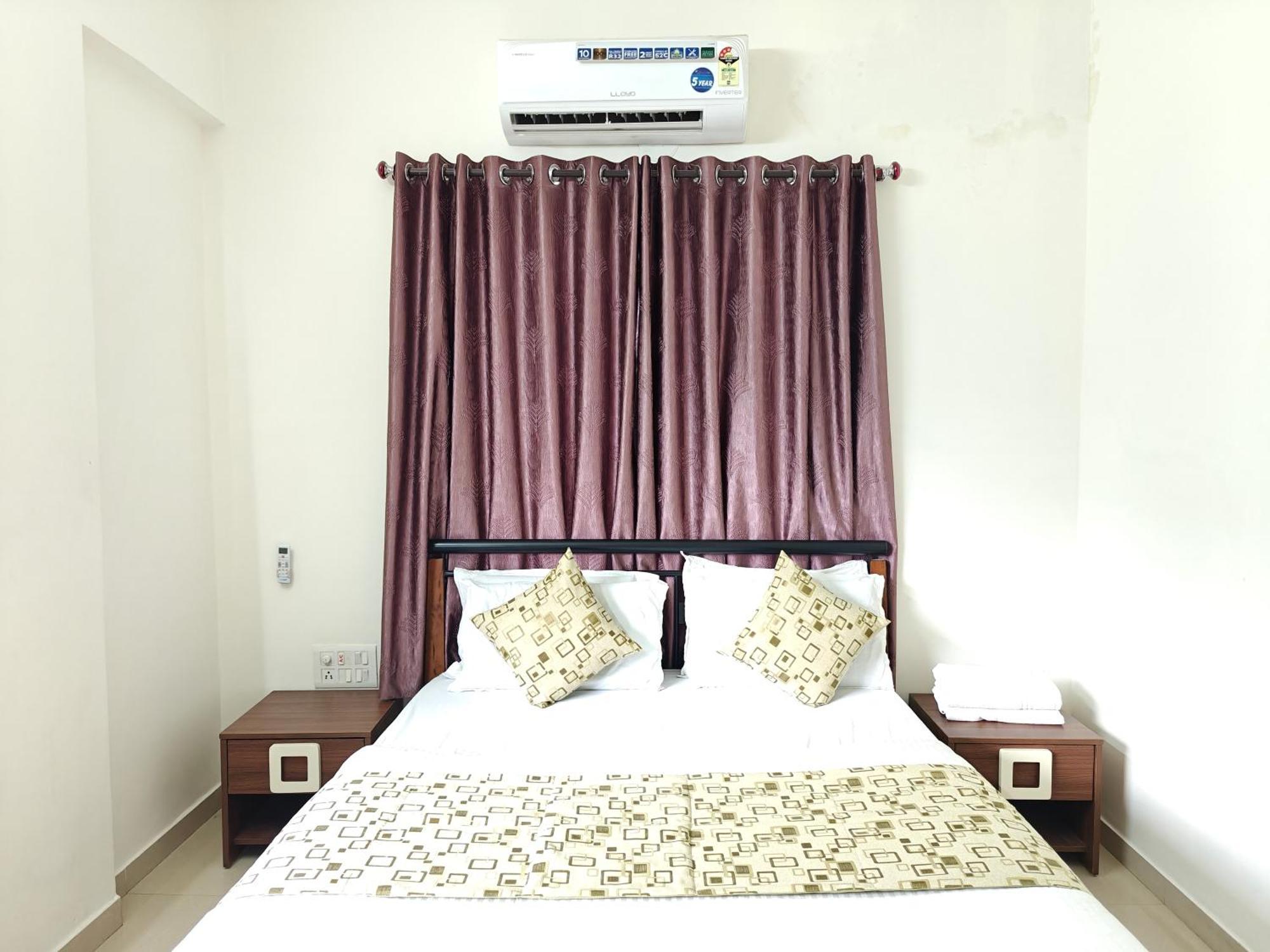 Chandralok Service Apartments Colhapur Exterior foto