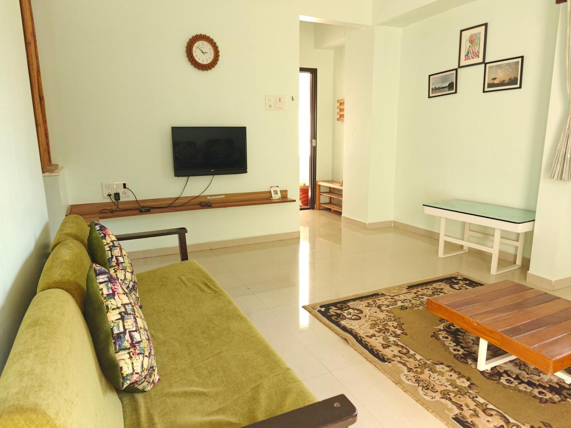 Chandralok Service Apartments Colhapur Exterior foto