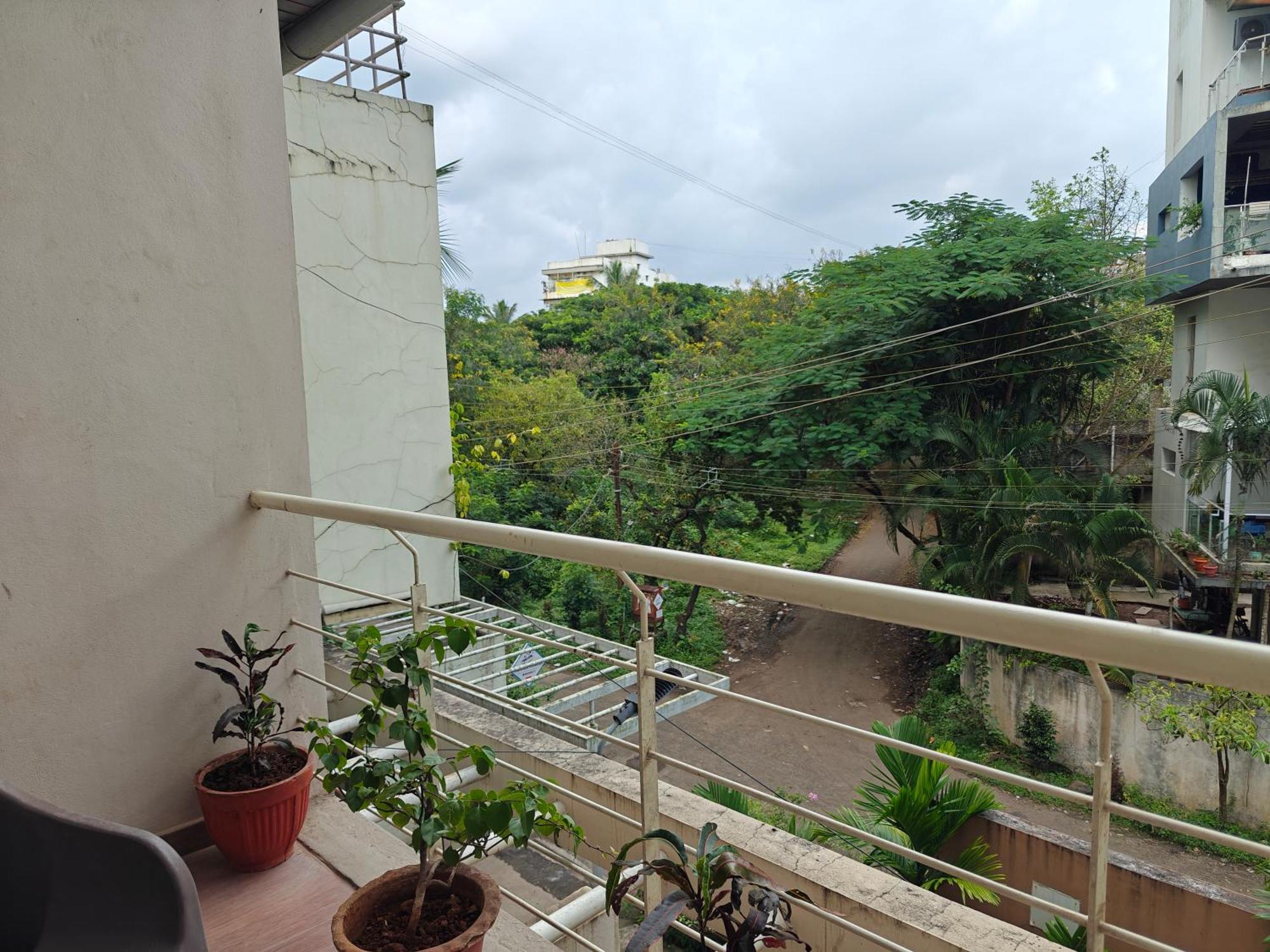 Chandralok Service Apartments Colhapur Exterior foto