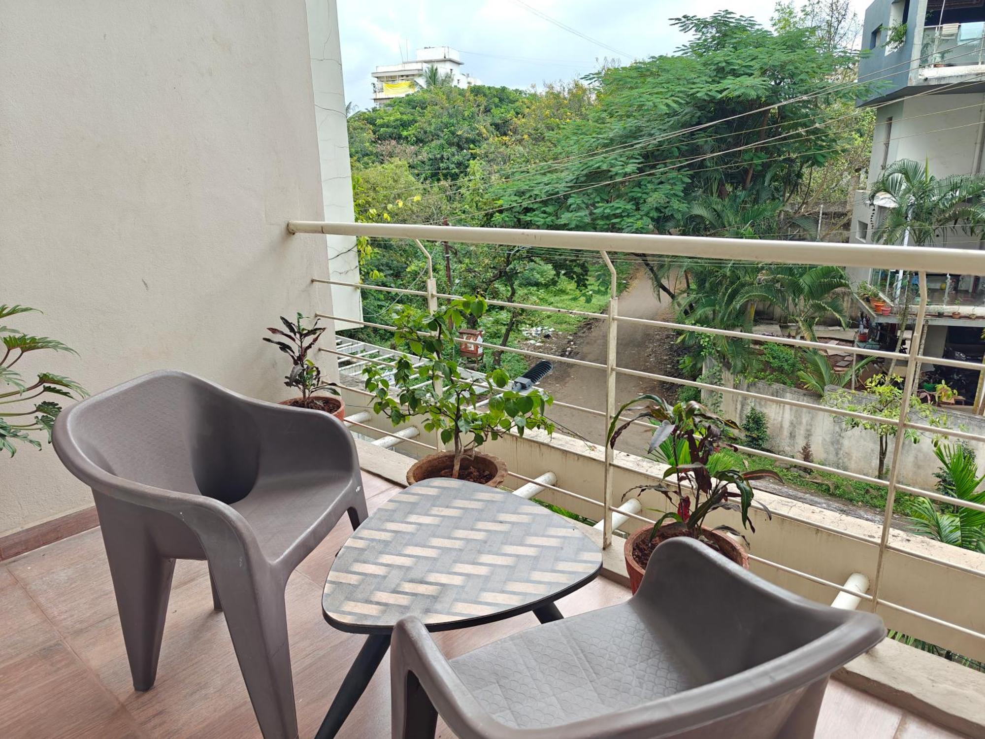 Chandralok Service Apartments Colhapur Exterior foto