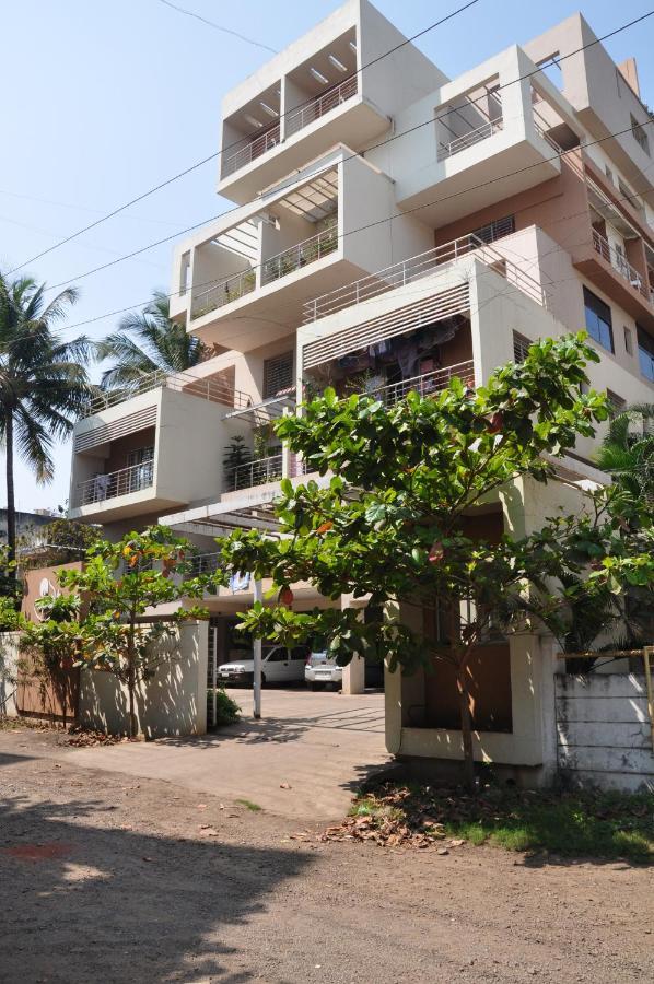 Chandralok Service Apartments Colhapur Exterior foto